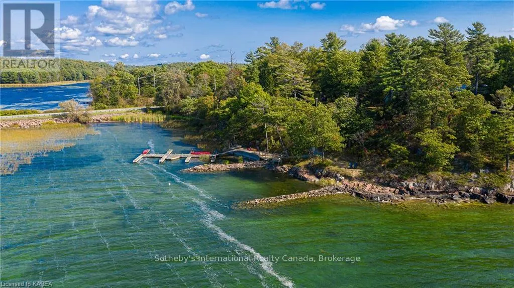 345 THOUSAND ISLANDS Parkway, Front of Leeds & Seeleys Bay