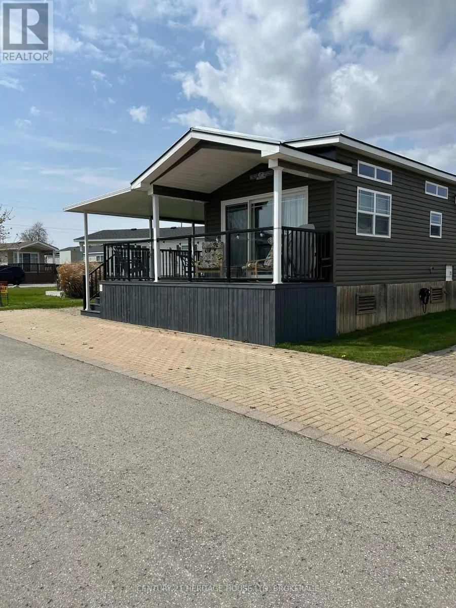 490 EMPIRE Road Unit QMD007, Port Colborne (Sherkston)