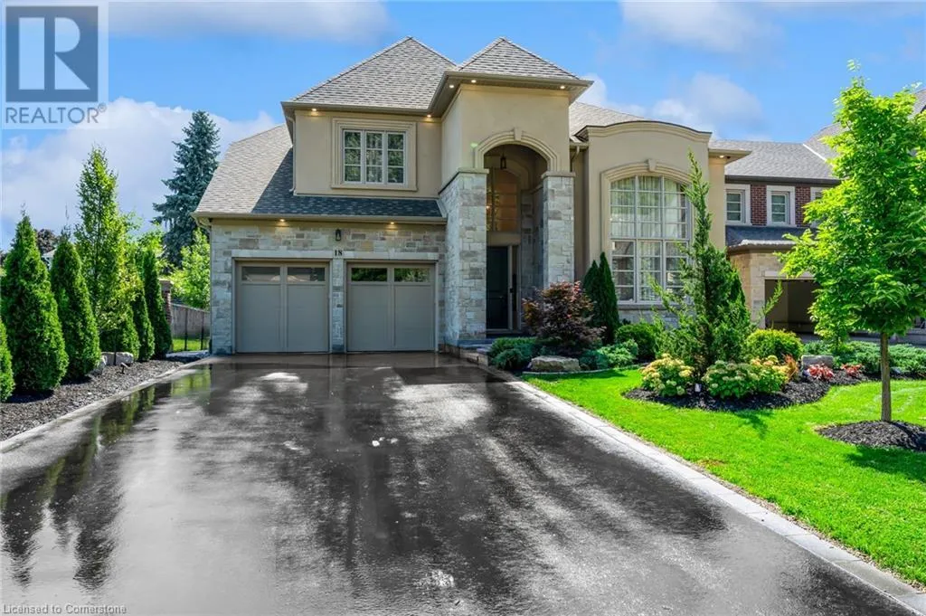 18 LEGACY Lane, Hamilton