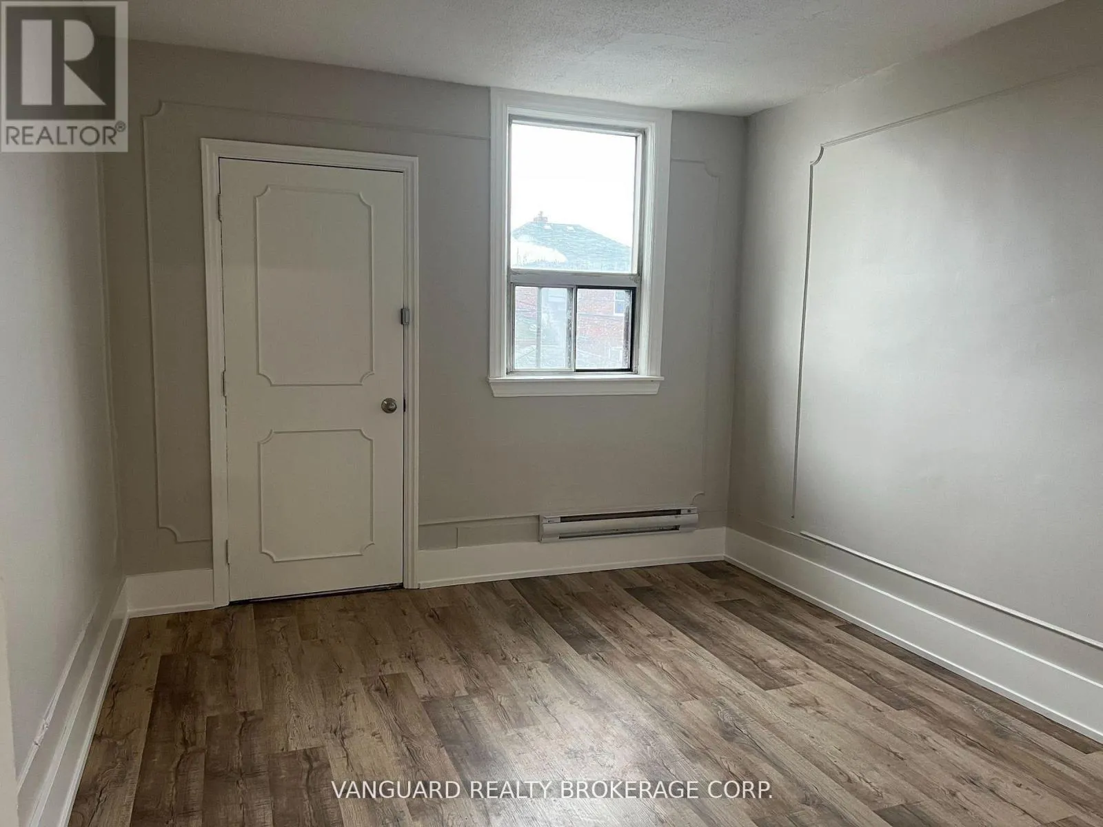 1623A Eglinton Avenue, Toronto (Oakwood Village)