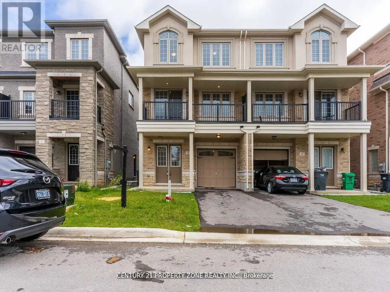 25 Hashmi Place, Brampton (Credit Valley)