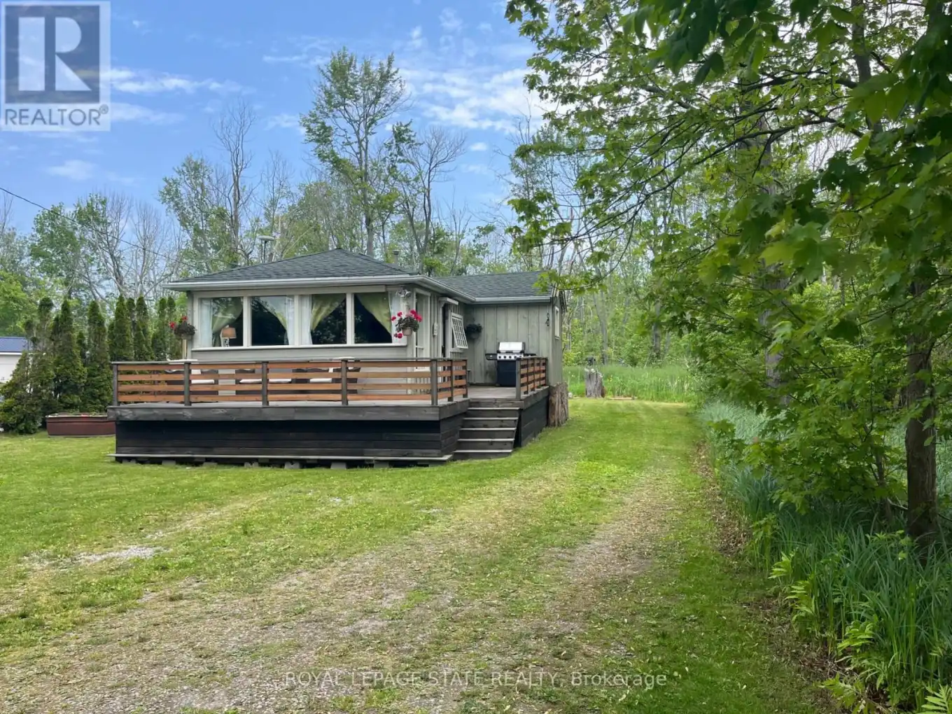 826 Sandy Bay Road, Haldimand (Dunnville)