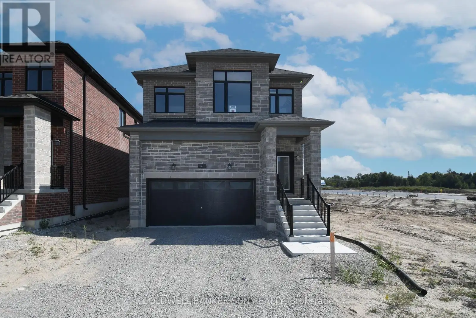 3 Gateway Drive, Barrie