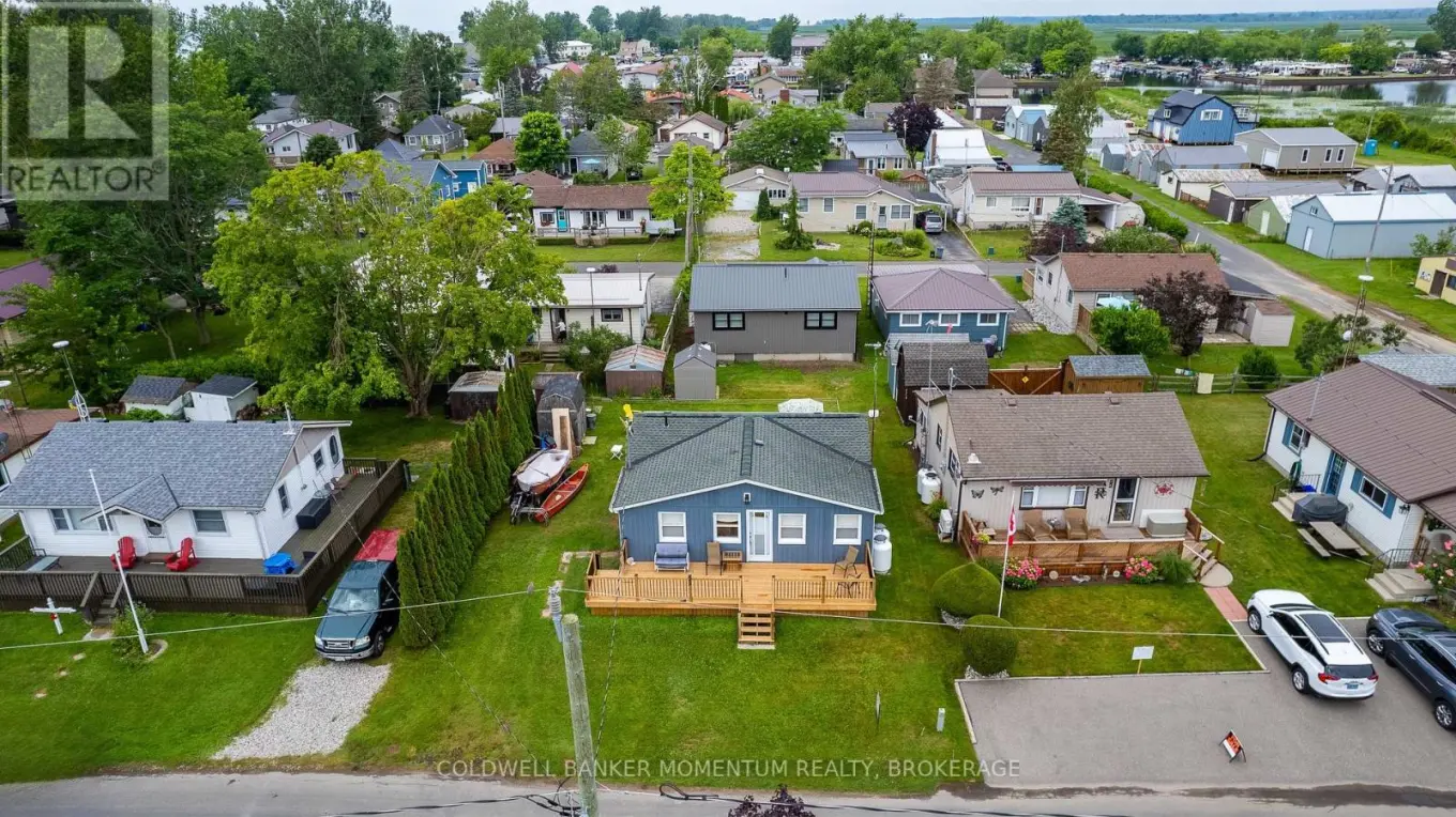 20 Fourth Avenue, Norfolk (Long Point)