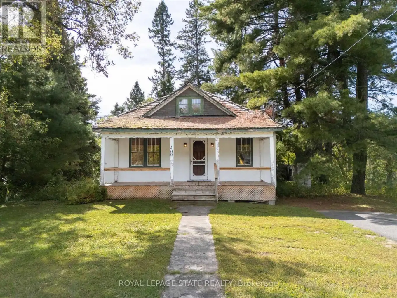 300 Manitoba Street, Bracebridge (Macaulay)