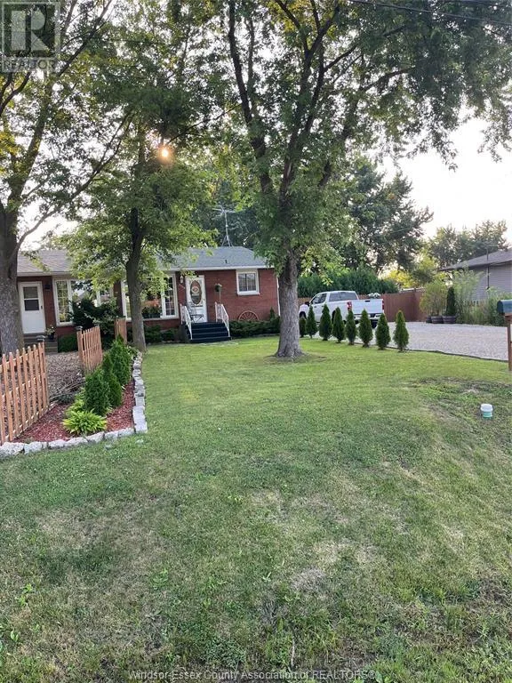 5352 HURON CHURCH, LaSalle