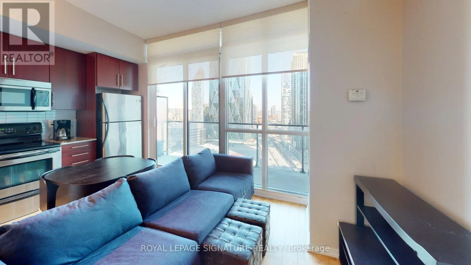 55 Bremner Boulevard Unit 2306, Toronto (Waterfront Communities)