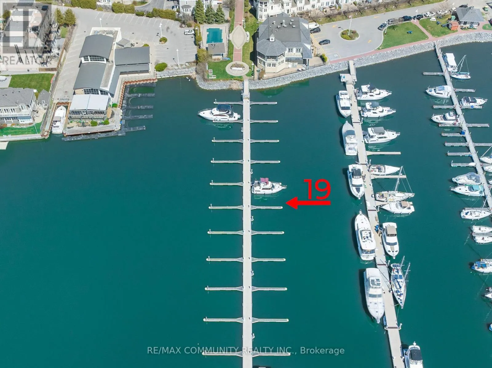 1295 Wharf Street Unit 19, Pickering (Bay Ridges)