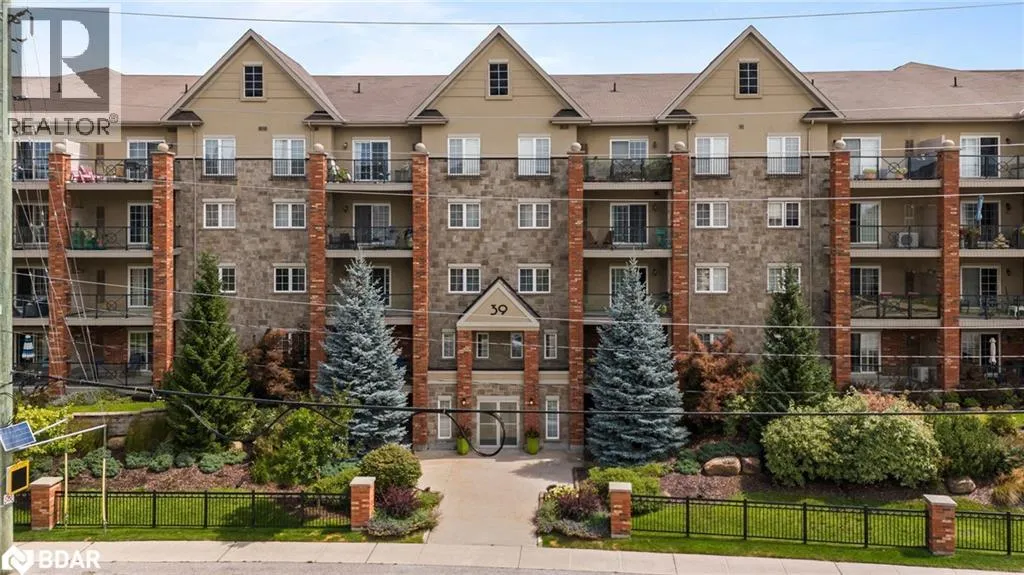39 FERNDALE Drive South Unit 106, Barrie