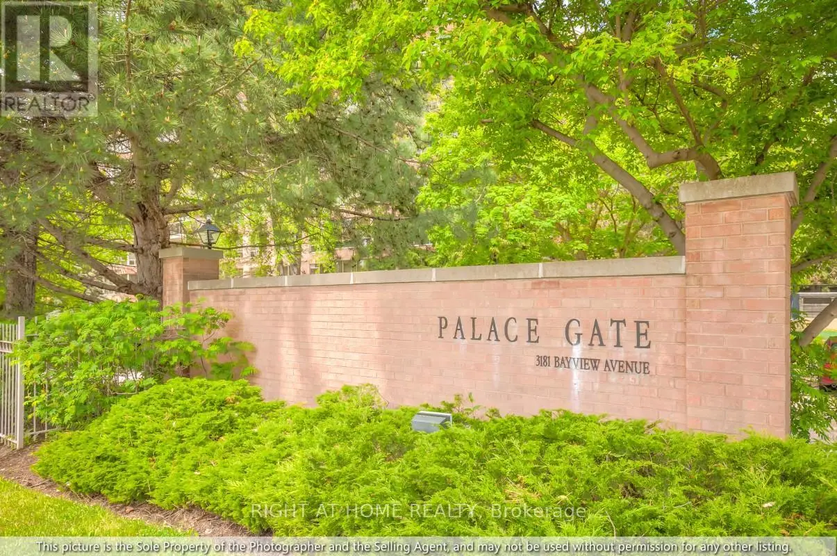 3181 Bayview Avenue Unit PH17, Toronto (Bayview Woods-Steeles)