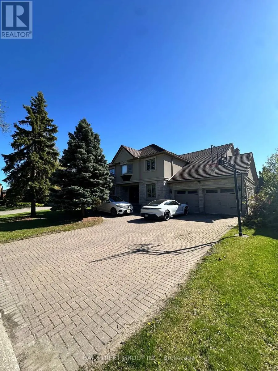 28 Dunloe Road, Richmond Hill (Bayview Hill)