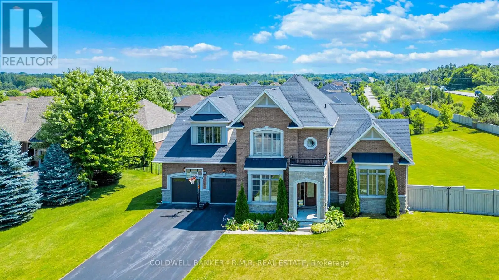 19 Forestgreen Drive, Uxbridge