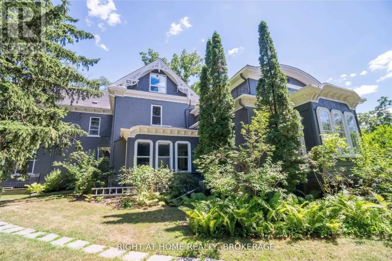 164 Trafalgar Road Unit Loft, Oakville (OO Old Oakville)