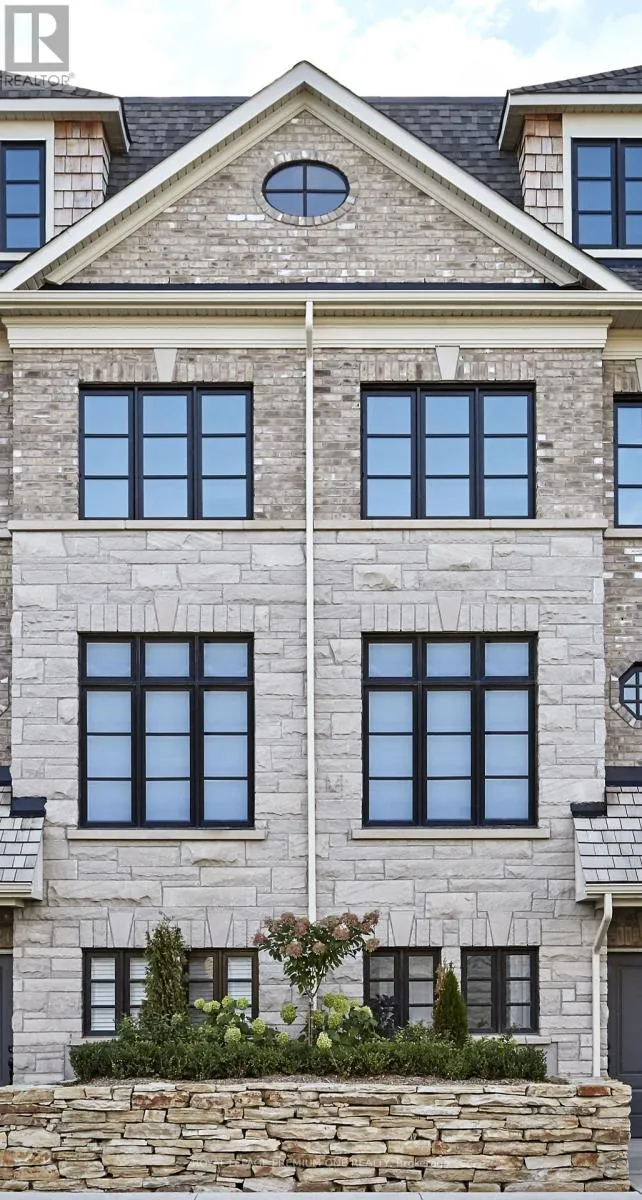40 Lunar Crescent Unit 60, Mississauga (Streetsville)