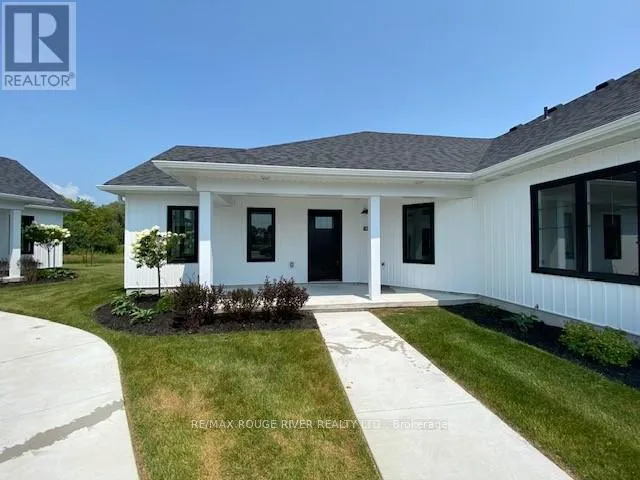 14 MEADOWCREEK Drive Unit 103, Brighton