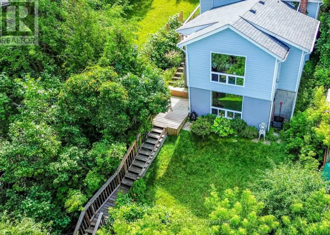 5454 LAKESHORE Drive, Hamilton Township