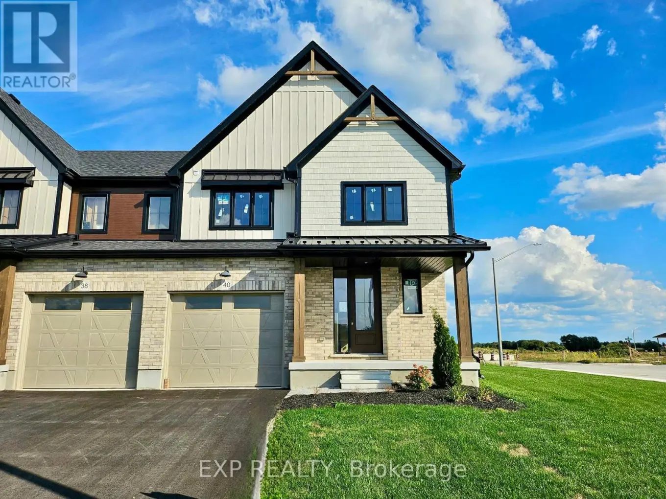 40 Anne Street West, Minto