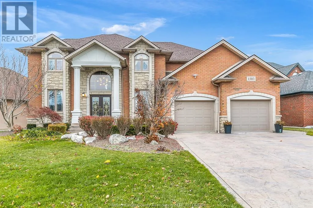 1585 STONEYBROOK Crescent, Windsor