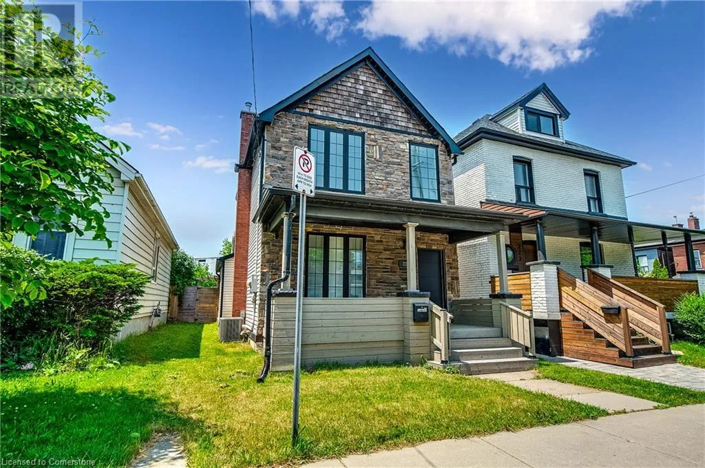 221 ROSSLYN Avenue North, Hamilton