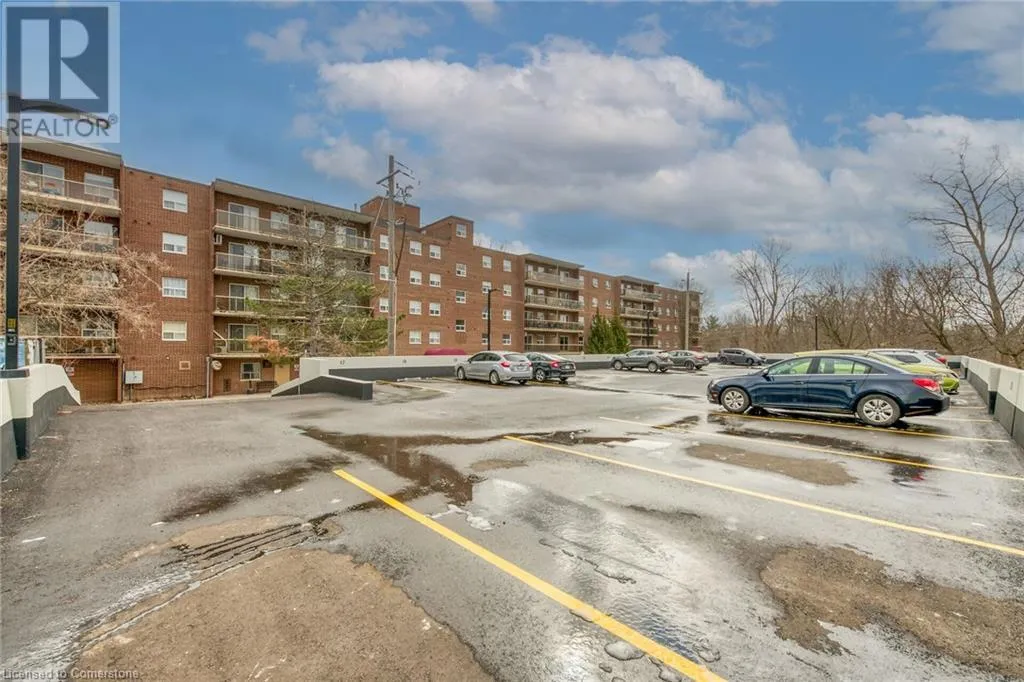 793 COLBORNE Street East Unit 512, Brantford