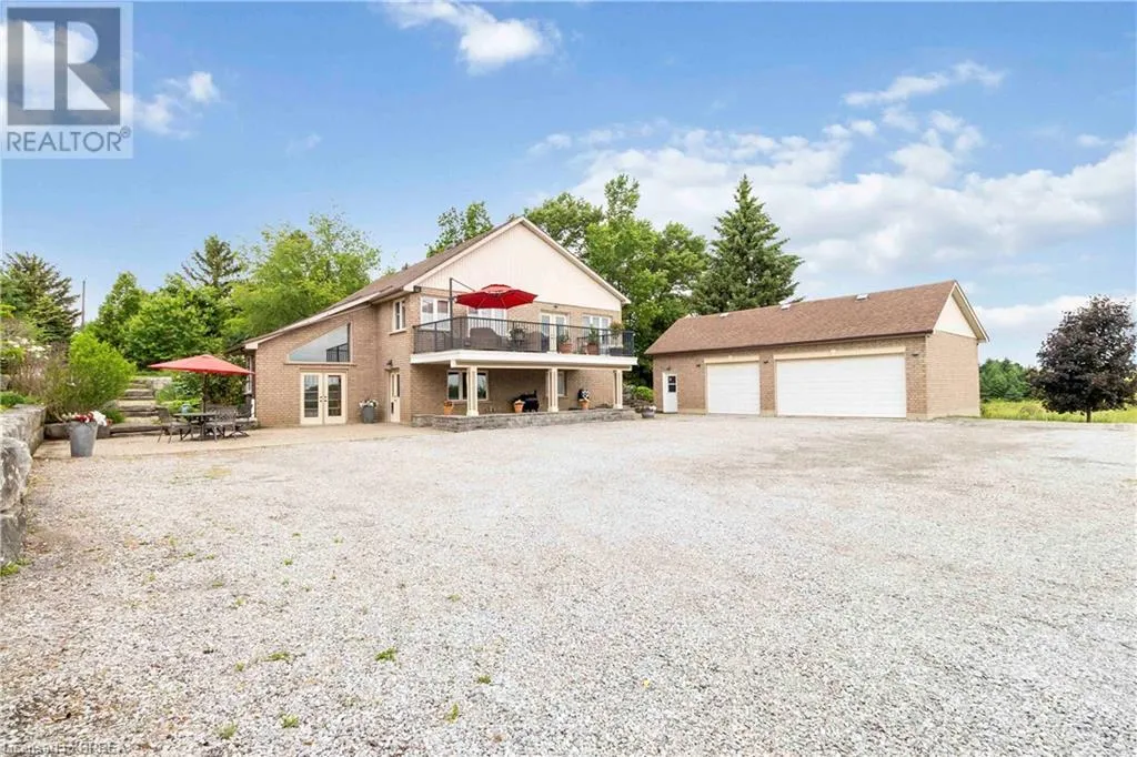 221 OLD ONONDAGA Road East, Brantford