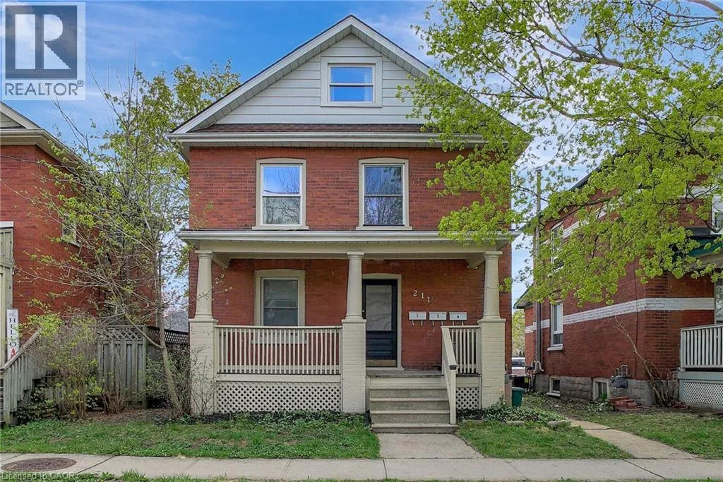 211 DOLPH Street North, Cambridge