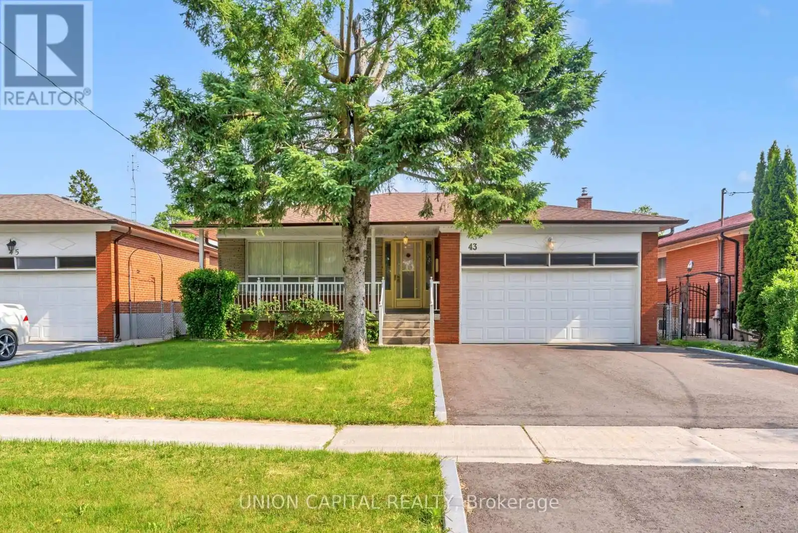 43 Ernest Avenue, Toronto (Pleasant View)