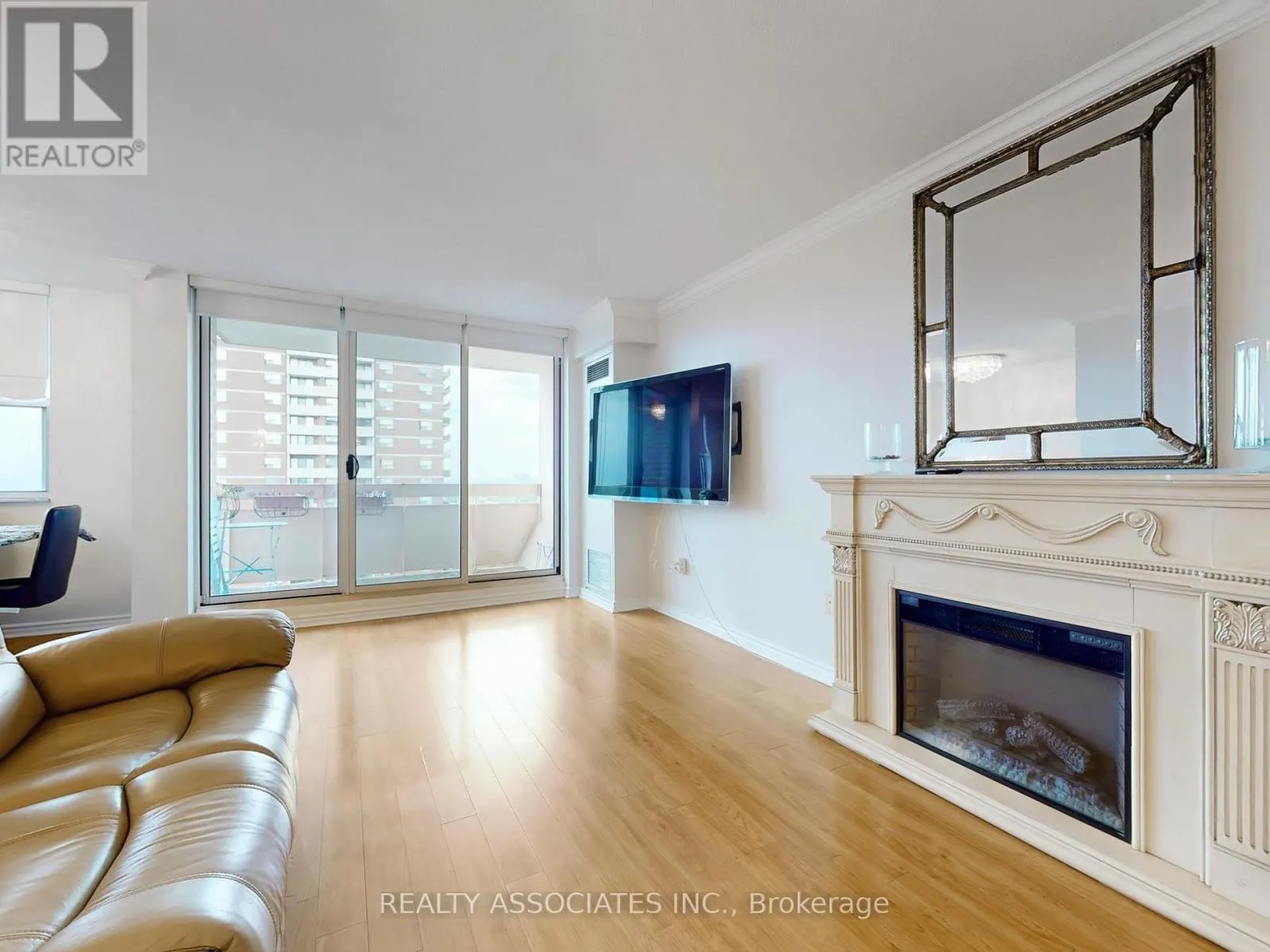 205 Hilda Avenue Unit 1704, Toronto (Newtonbrook West)