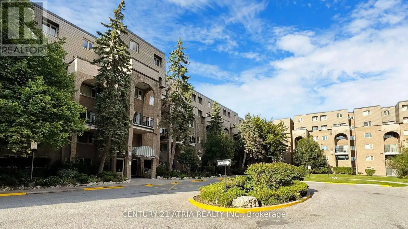 4005 Don Mills Road Unit 326, Toronto (Hillcrest Village)