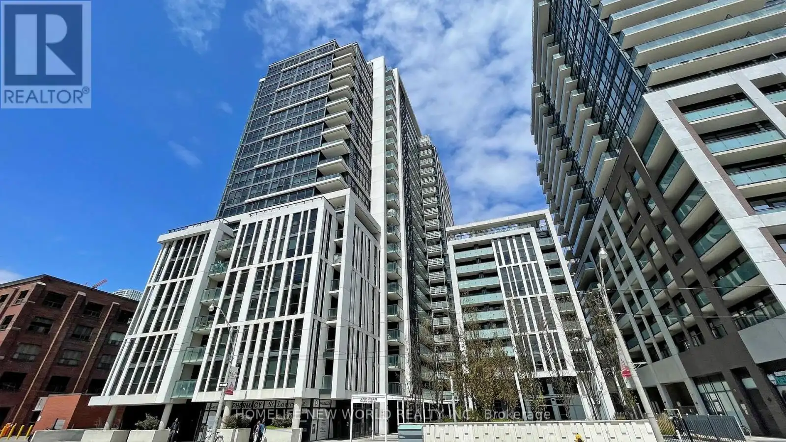 400 Adelaide Street East Unit 717, Toronto (Moss Park)
