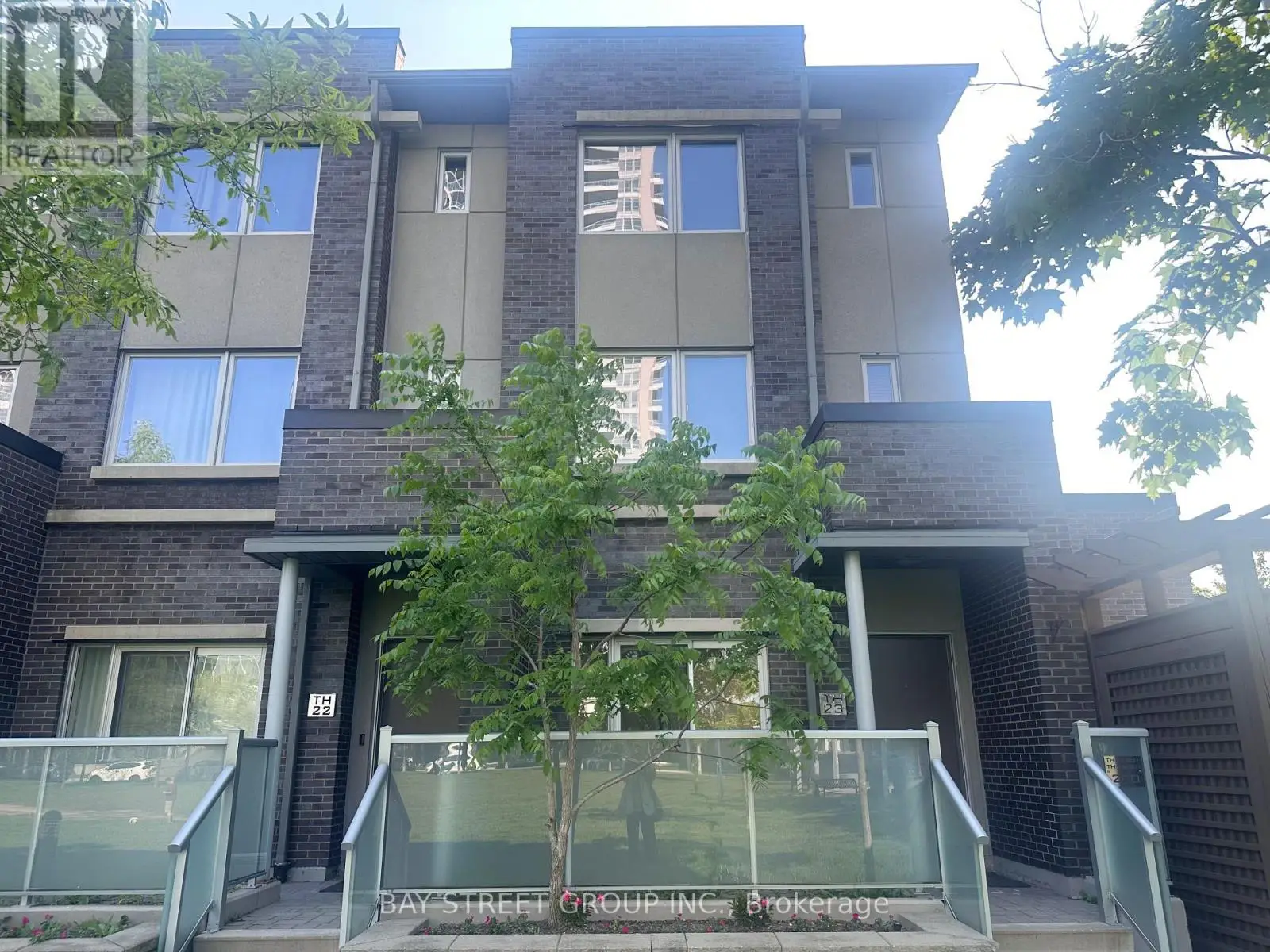 290 Village Green Square Unit 23, Toronto (Agincourt South-Malvern West)