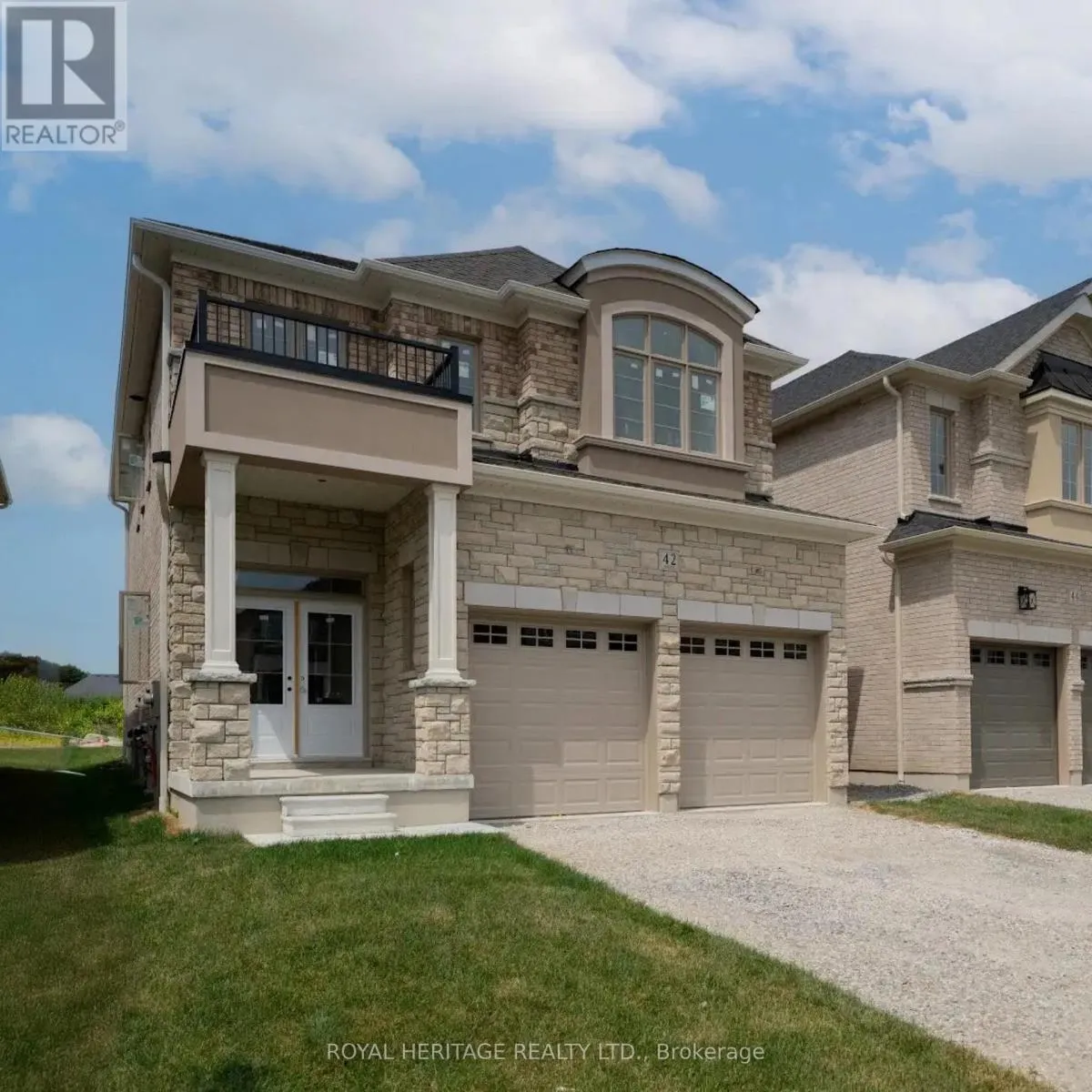 42 St Augustine Drive, Whitby (Brooklin)