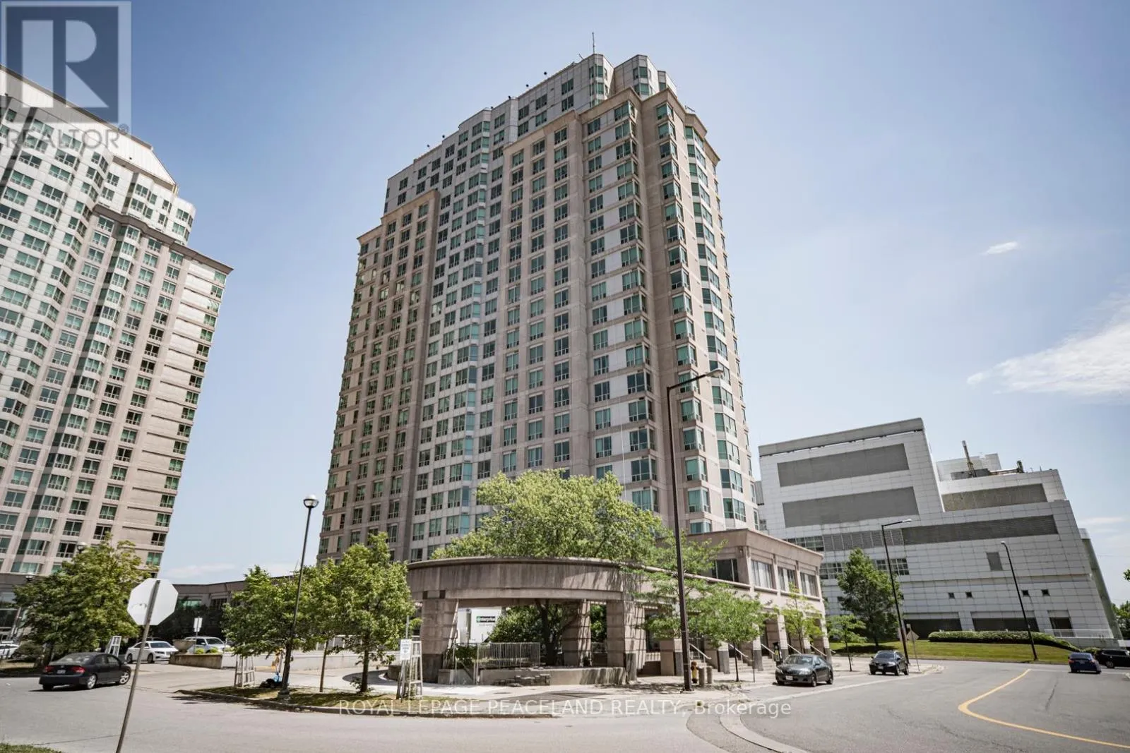 1 Lee Centre Drive Unit 1905, Toronto (Woburn)
