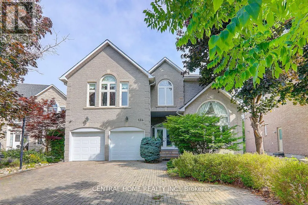 134 Bradgate Drive, Markham (Thornlea)