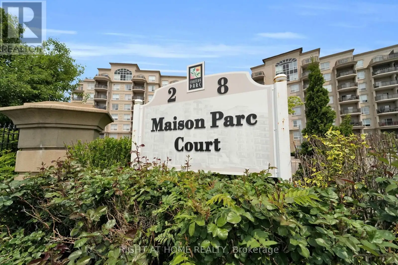 2 Maison Parc Court Unit 710, Vaughan (Lakeview Estates)