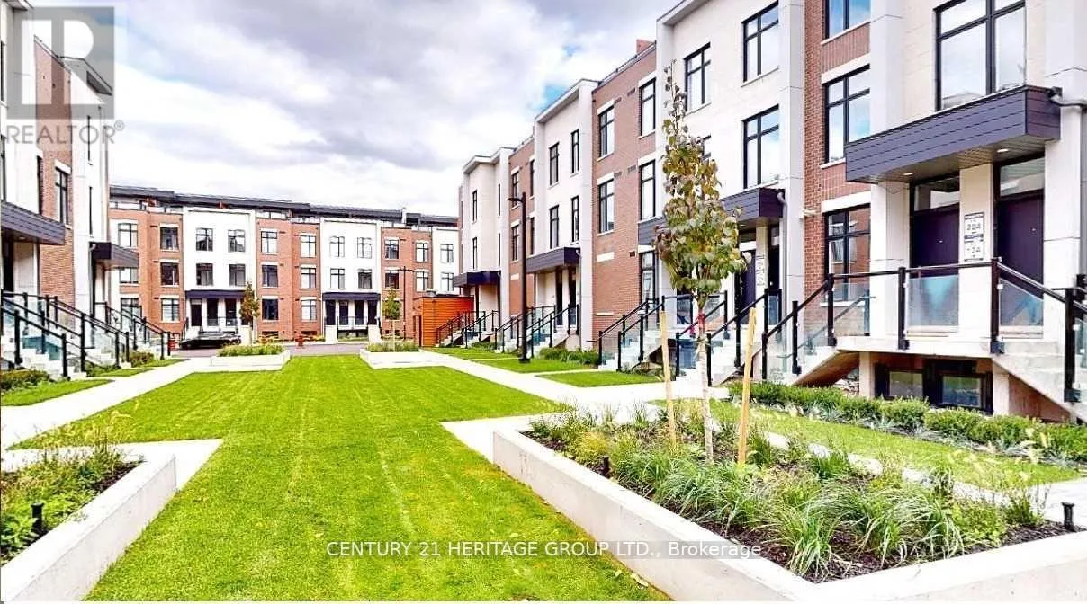9590 Islington Avenue Unit 247, Vaughan (Sonoma Heights)