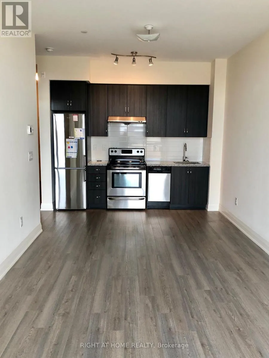 8763 Bayview Avenue Unit 326, Richmond Hill (Doncrest)