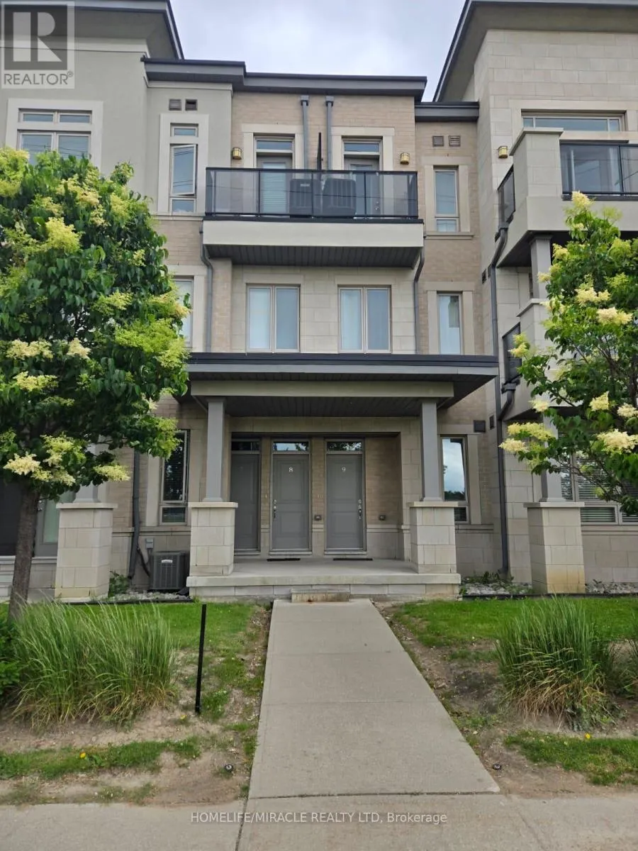 9601 Jane Street Unit 8, Vaughan (Maple)