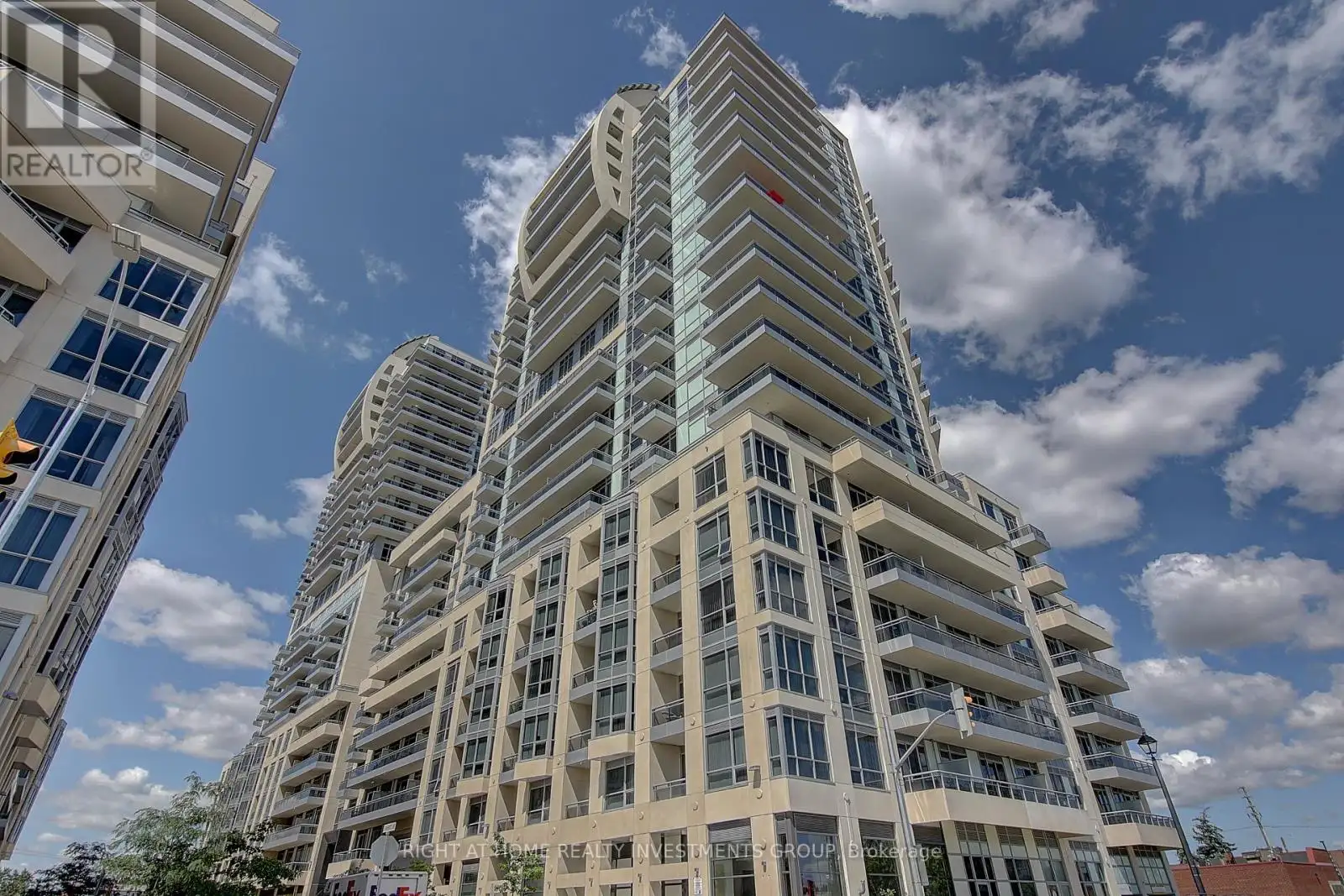 9205 Yonge Street Unit 415 Ne, Richmond Hill (Langstaff)