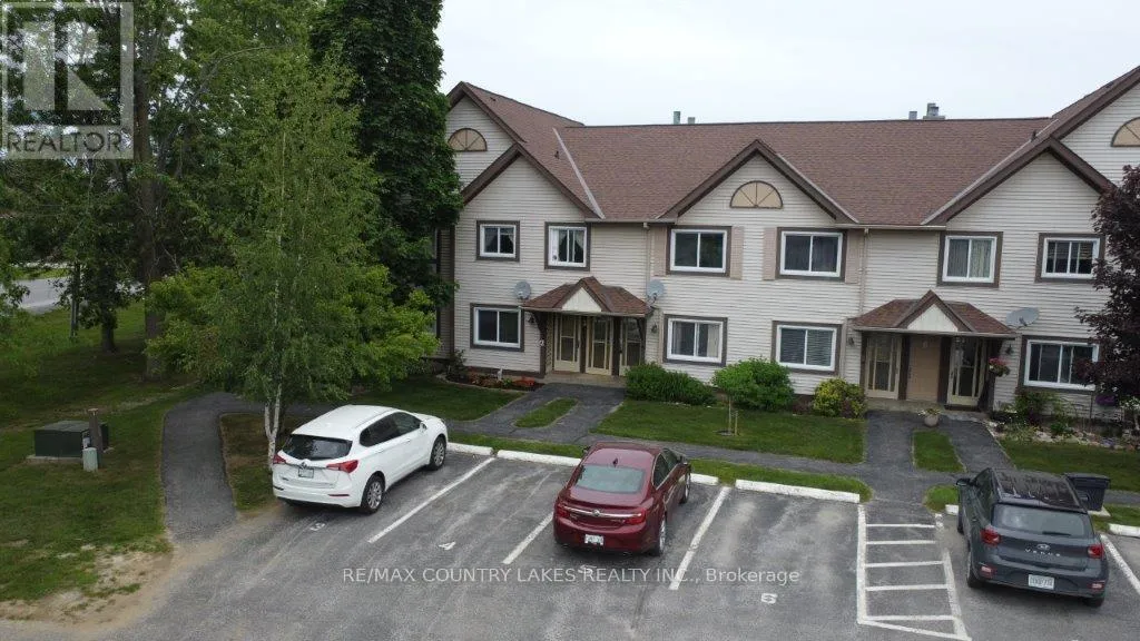 11 Laguna Parkway Unit 4, Ramara (Brechin)
