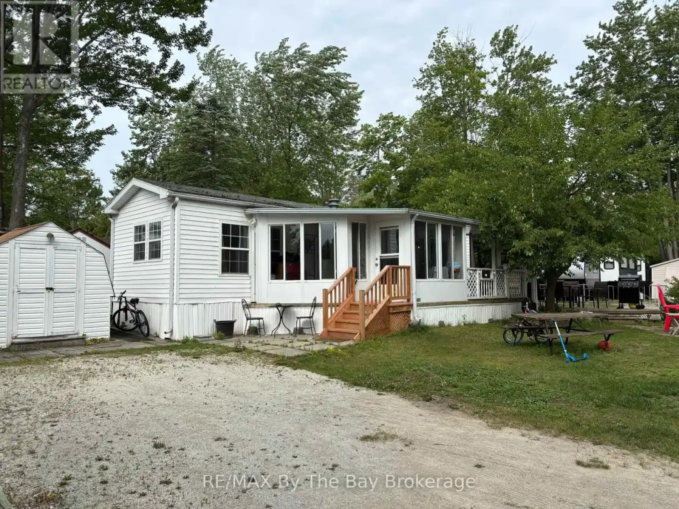 85 THEME PARK Drive Unit 173, Wasaga Beach