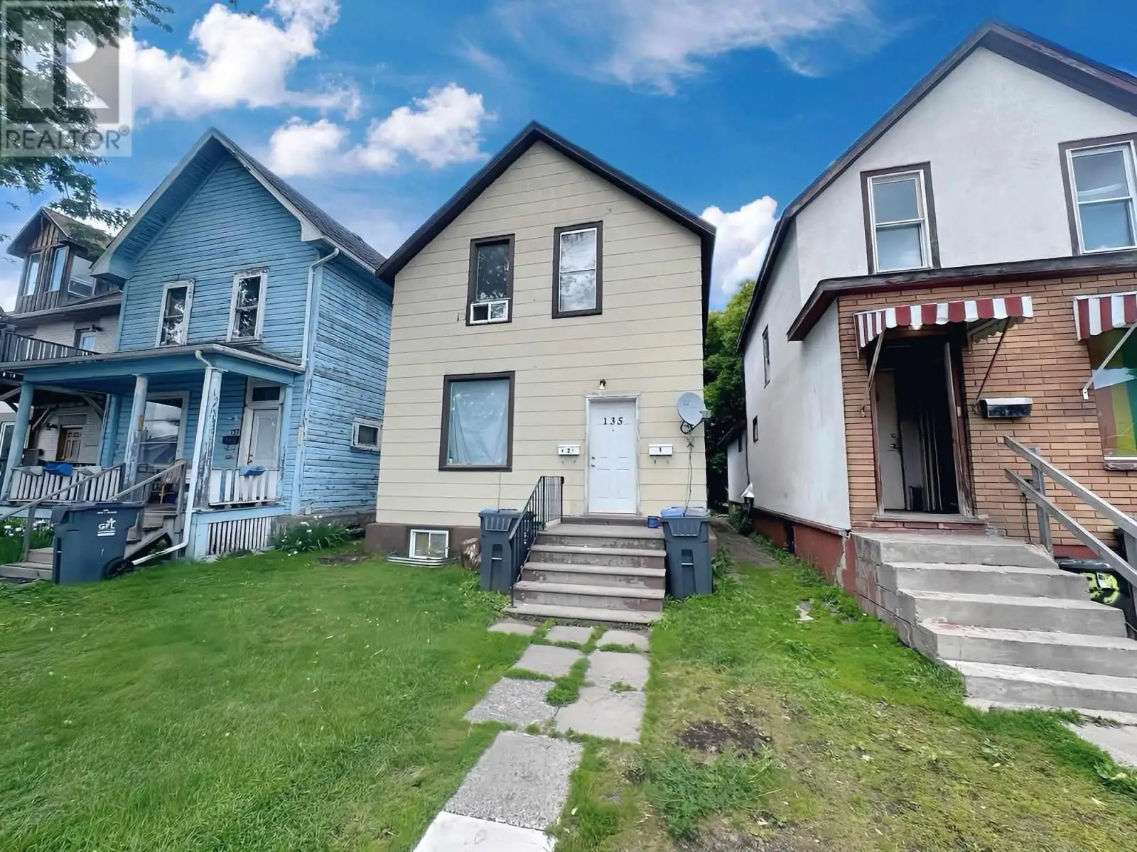 3 Bedroom Single Family in Thunder Bay