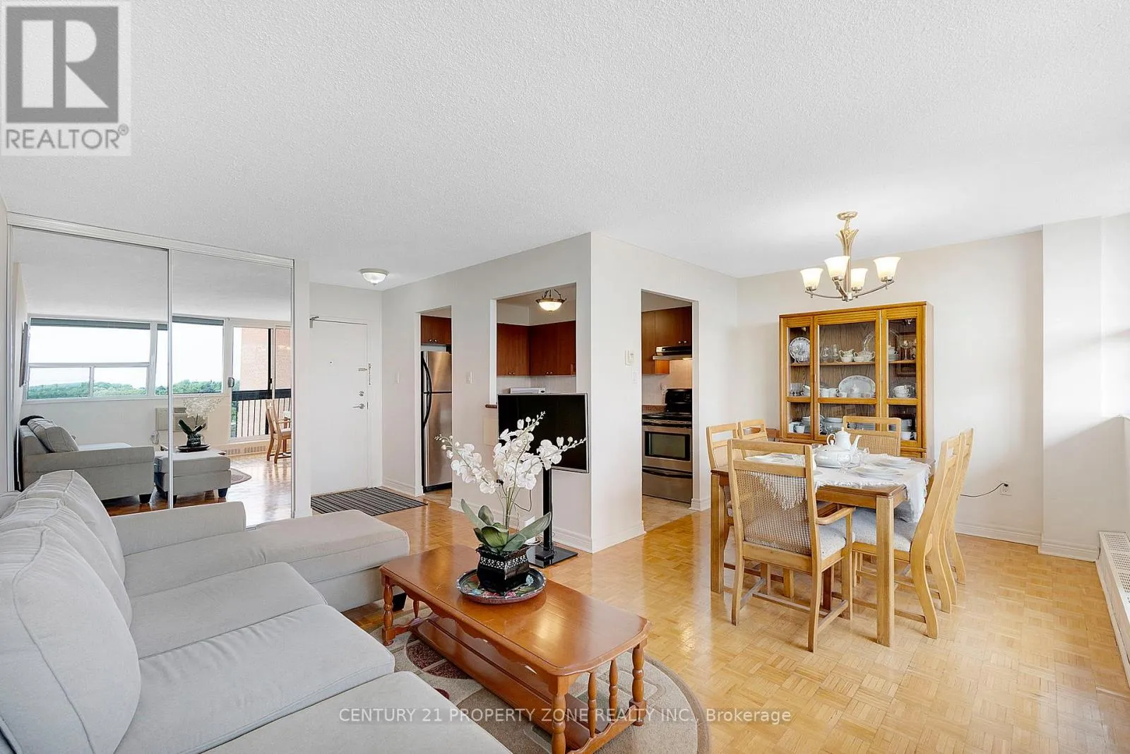 3501 Glen Erin Drive Unit 905, Mississauga (Erin Mills)