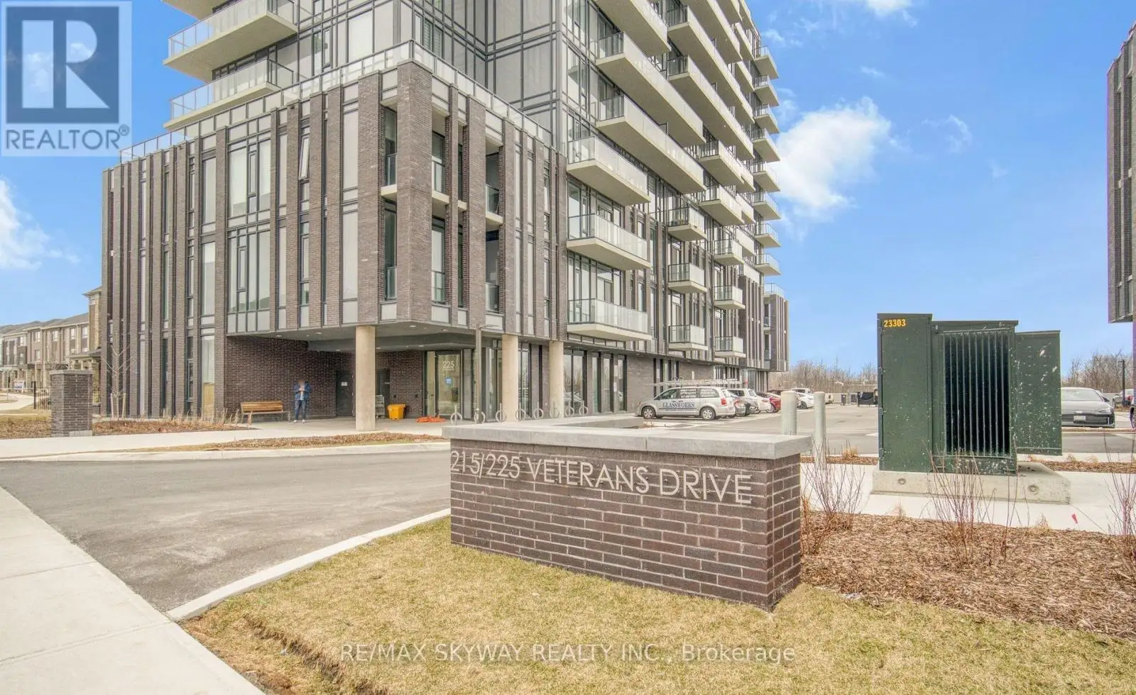 225 Veterans Drive Unit 201, Brampton (Brampton North)