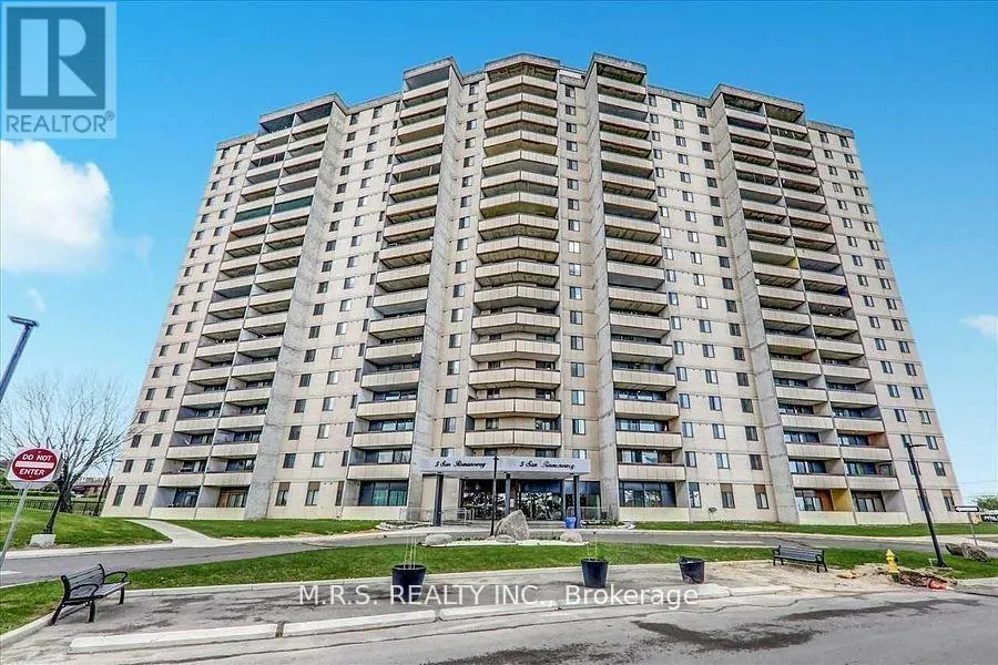 5 San Romano Way Unit 804, Toronto (Black Creek)