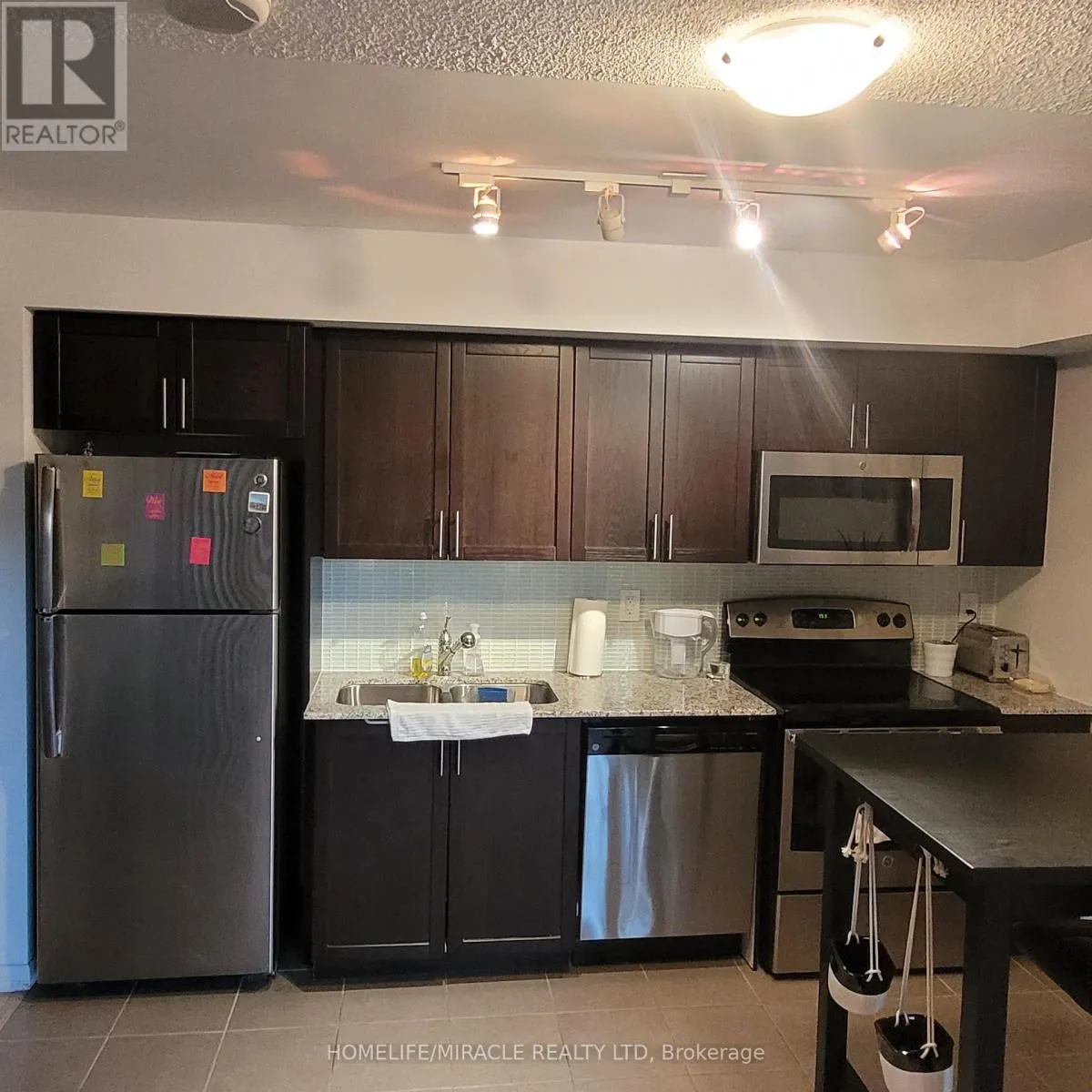 830 Lawrence Avenue West Unit 529, Toronto (Yorkdale-Glen Park)