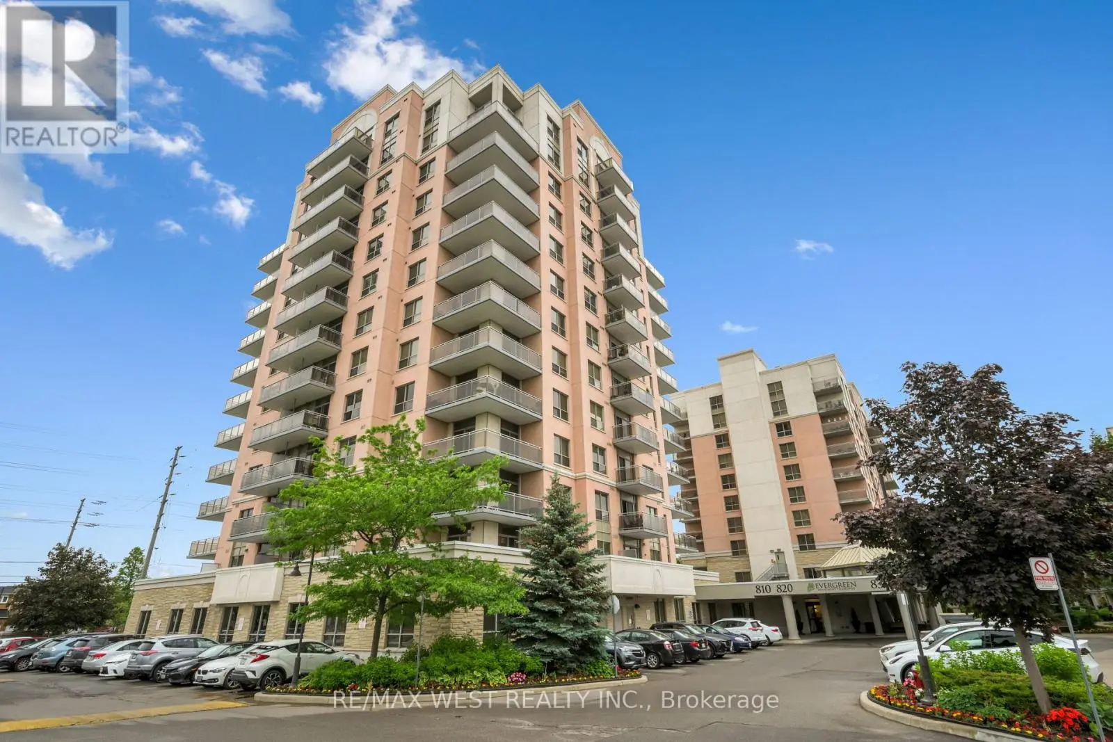 810 Scollard Court Unit 402, Mississauga (East Credit)