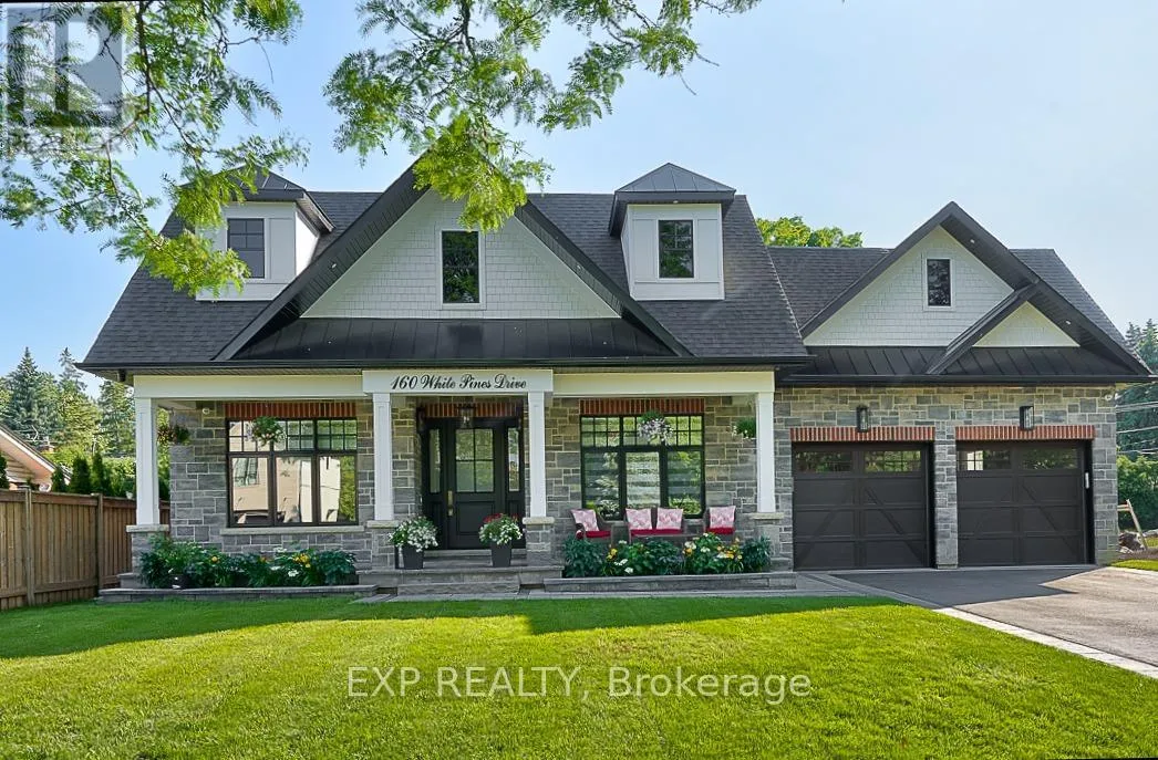 160 White Pines Drive, Burlington (Appleby)