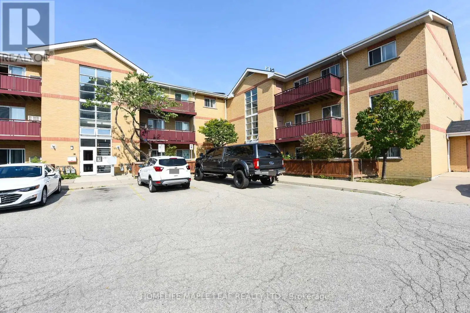 211 Forum Drive Unit 107B, Mississauga (Hurontario)