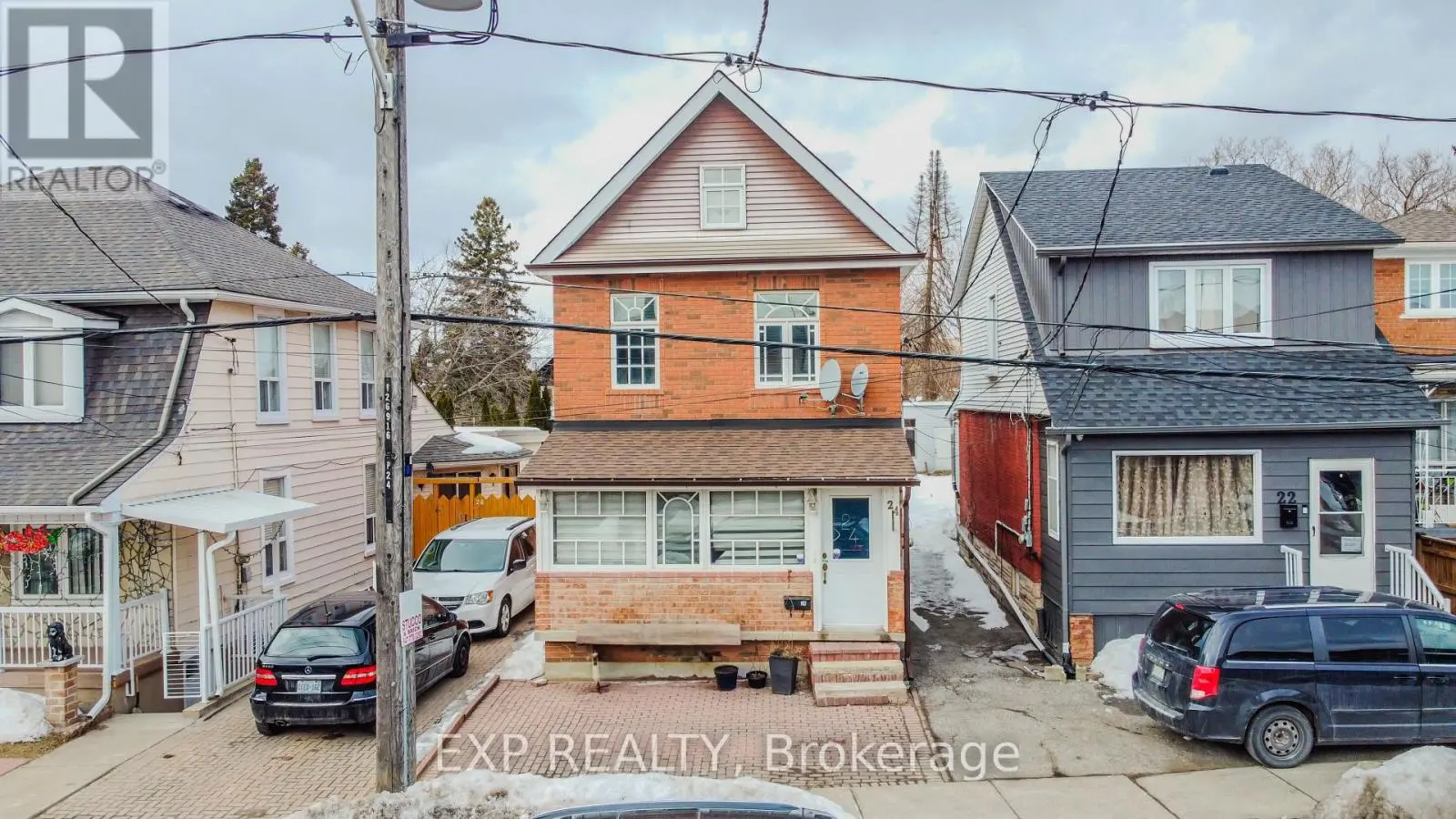 24 Goldwin Avenue, Toronto (Mount Dennis)